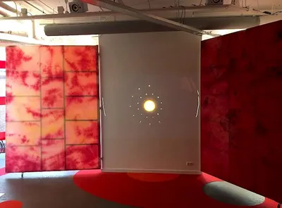 Het-doek-gaat-op-Lola-Bezemer