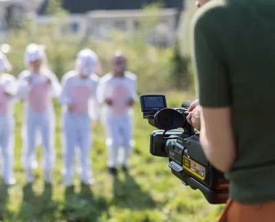 PO-docent-film-kinderen-vaag-in-beeld