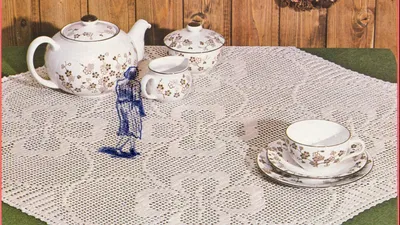 Sirin-Bahar-Demirel.-Still-uit-Between-Delicate-And-Violent--kopie